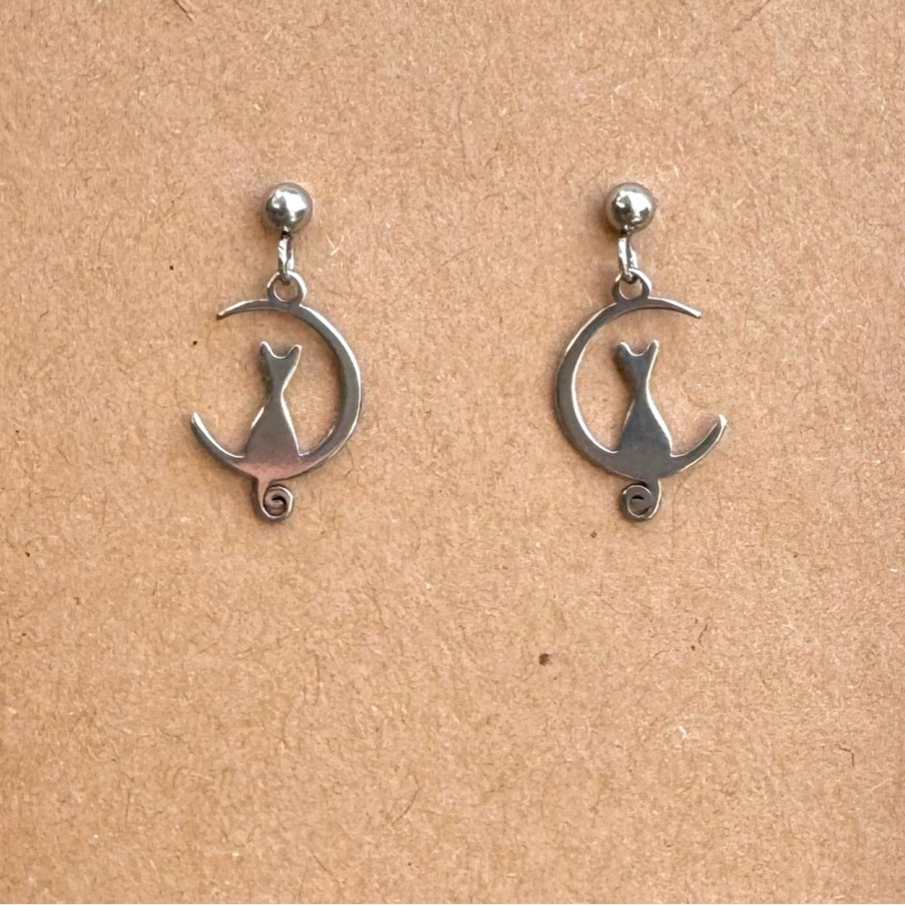 Cat and moon earrings